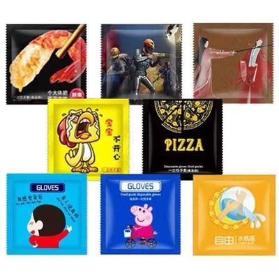 完全にセルボモーターによって制御 高速PE手袋折りたたみパッキングマシン 迅速かつ正確なパッキング