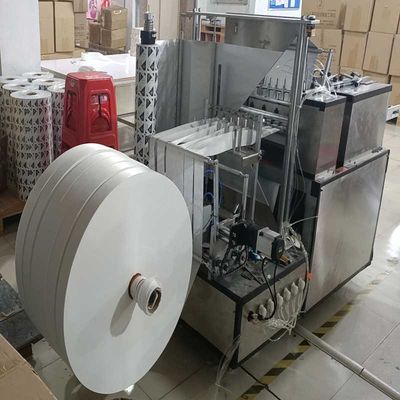 紙AL複合フィルム 切断アルコールのプリパッド付き四面密封包装機 密封包装機器